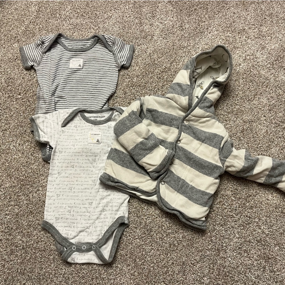 Burt’s Bees Onesie’s and Jacket, size 3-6